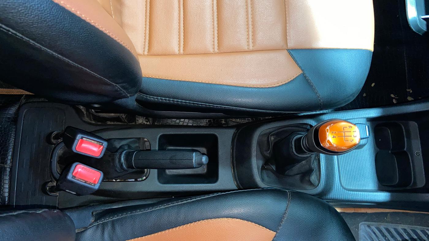 2018 Renault Kwid CLIMBER 1.0, Petrol, Manual, 69,273 km, Gear Lever
