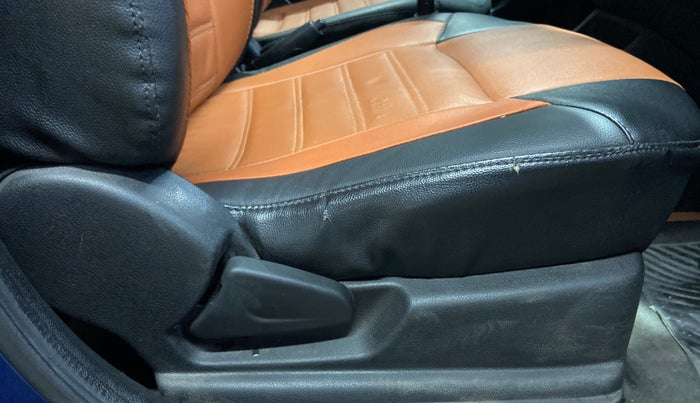 2018 Renault Kwid CLIMBER 1.0, Petrol, Manual, 69,244 km, Driver Side Adjustment Panel