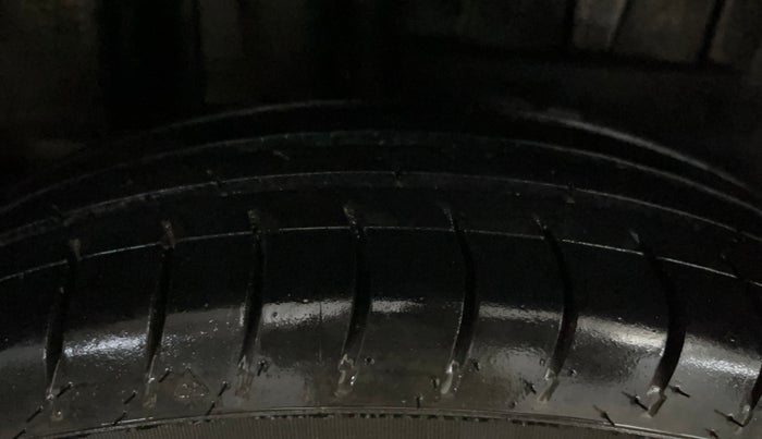 2020 Maruti Dzire VXI, Petrol, Manual, 89,907 km, Right Rear Tyre Tread