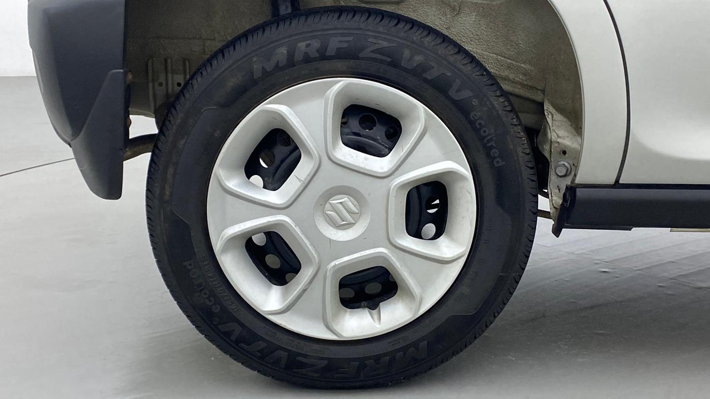 2020 Maruti S PRESSO VXI AMT, Petrol, Automatic, 26,664 km, Right Rear Wheel