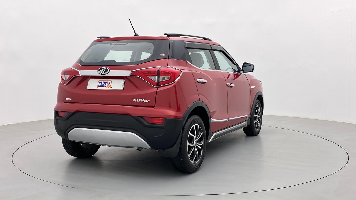 2021 Mahindra XUV300 1.2 W6 AT, Petrol, Automatic, 13,194 km, Right Back Diagonal