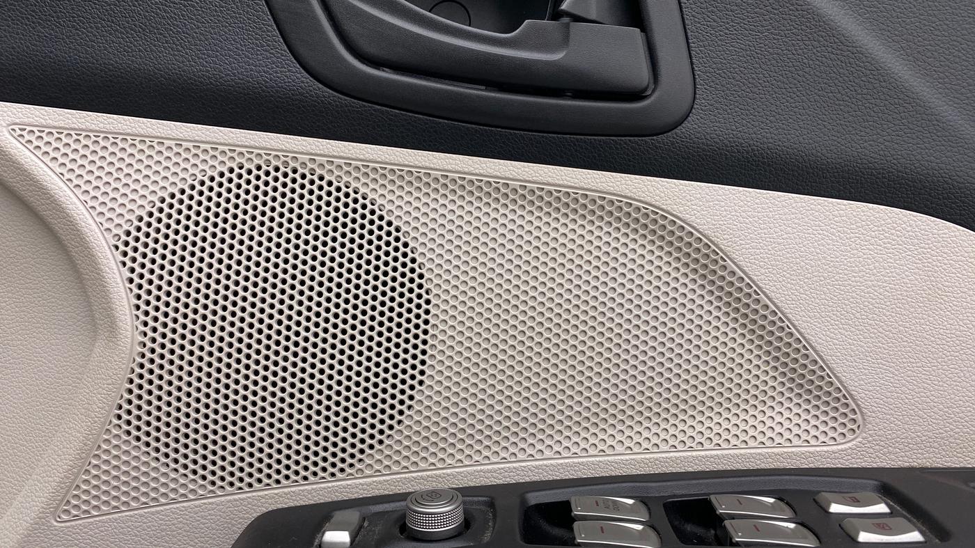 2021 Mahindra XUV300 1.2 W6 AT, Petrol, Automatic, 13,194 km, Speaker