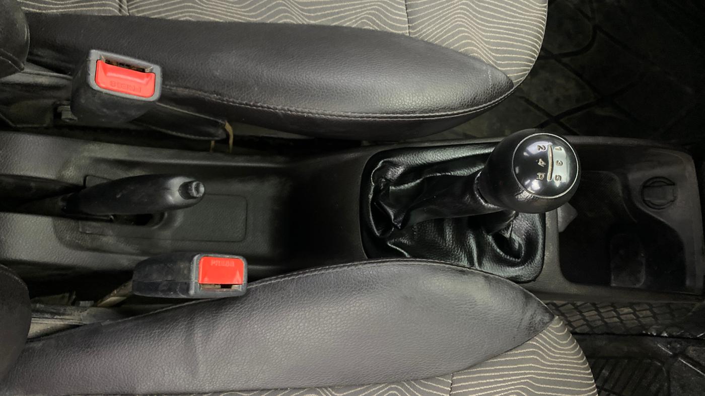 2013 Hyundai Eon MAGNA +, Petrol, Manual, 41,260 km, Gear Lever