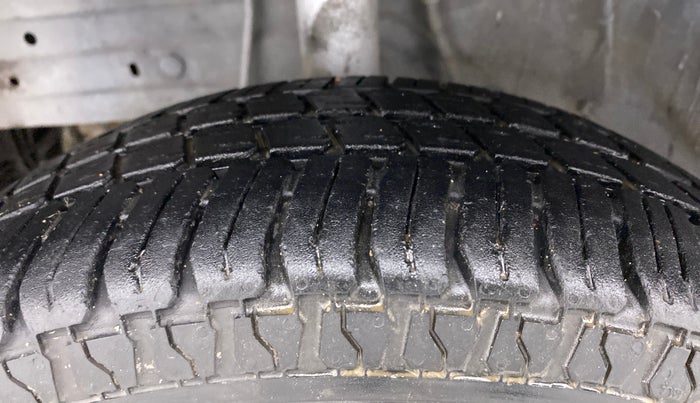 2018 Datsun Go T, Petrol, Manual, 62,784 km, Left Front Tyre Tread