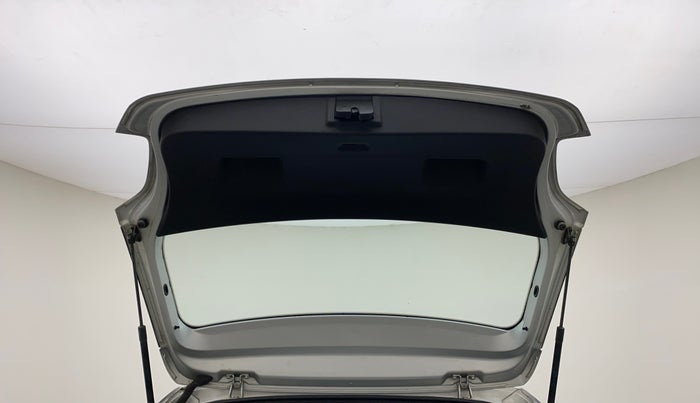 2010 Volkswagen Polo COMFORTLINE 1.2L PETROL, Petrol, Manual, 81,300 km, Boot Door Open