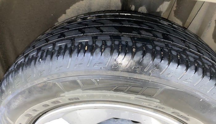 2023 Maruti BREZZA VXI AT SMART HYBRID, Petrol, Automatic, 47,903 km, Left Rear Tyre Tread