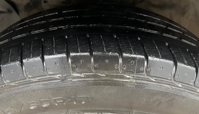 2017 Hyundai Creta SX PLUS 1.6 PETROL, Petrol, Manual, 34,982 km, Left Front Tyre Tread