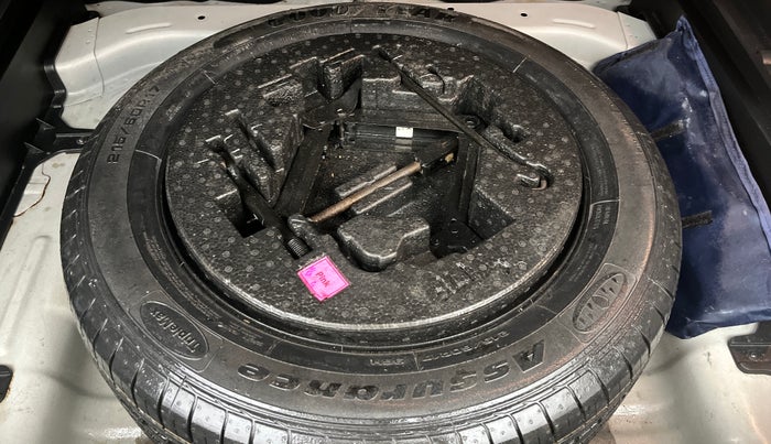 2017 Hyundai Creta SX PLUS 1.6 PETROL, Petrol, Manual, 34,982 km, Spare Tyre