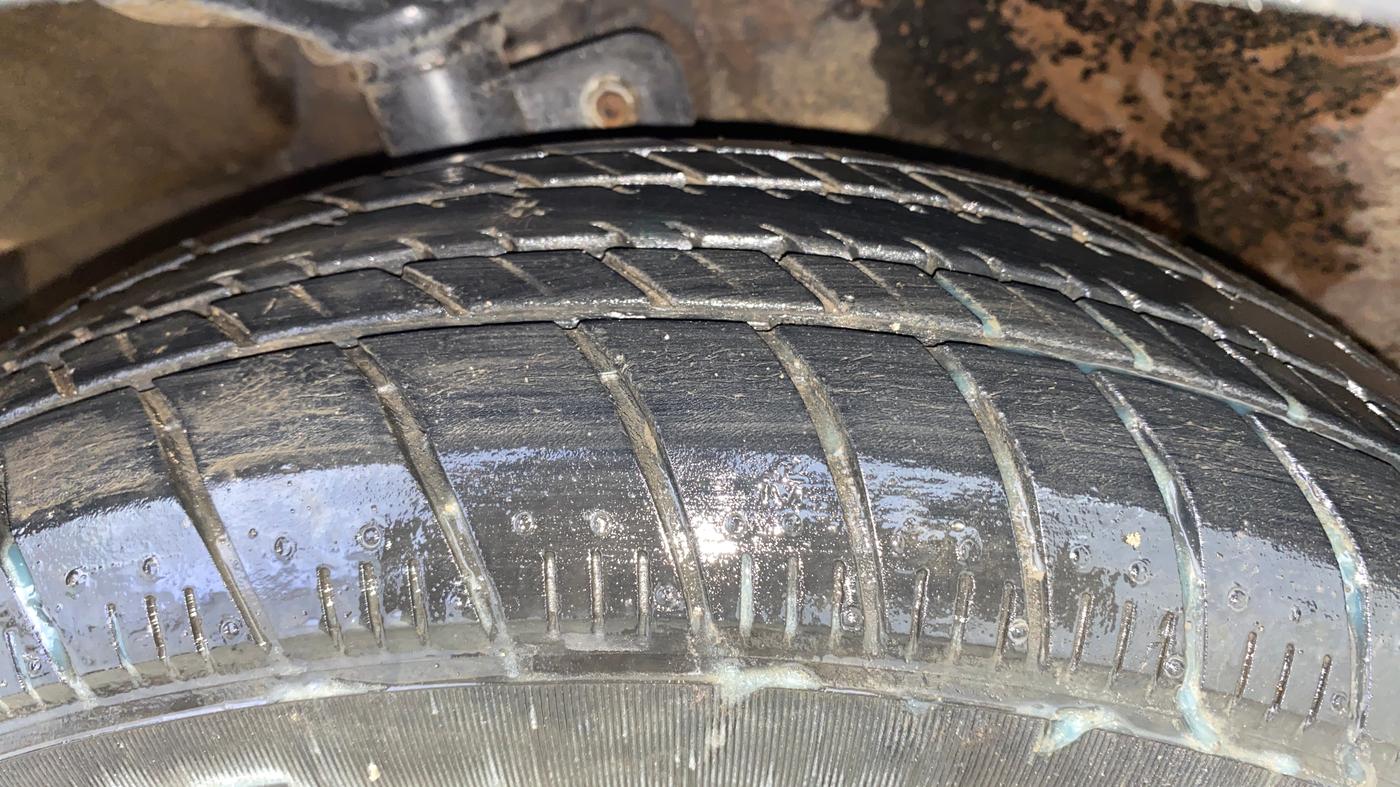 2019 Maruti Celerio X ZXI (O) AMT, Petrol, Automatic, 24,623 km, Left Front Tyre Tread