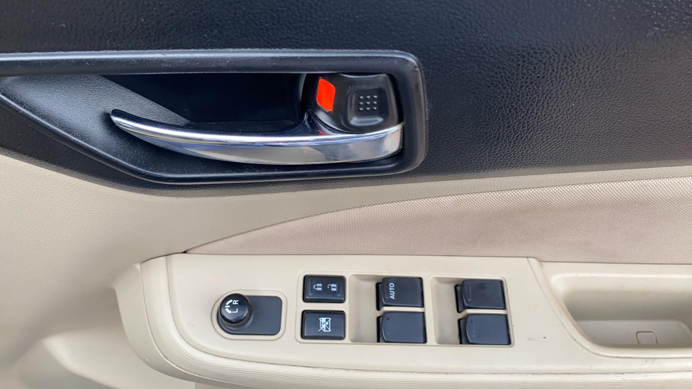2019 Maruti Dzire VXI, Petrol, Manual, 21,769 km, Driver Side Door Panels Control