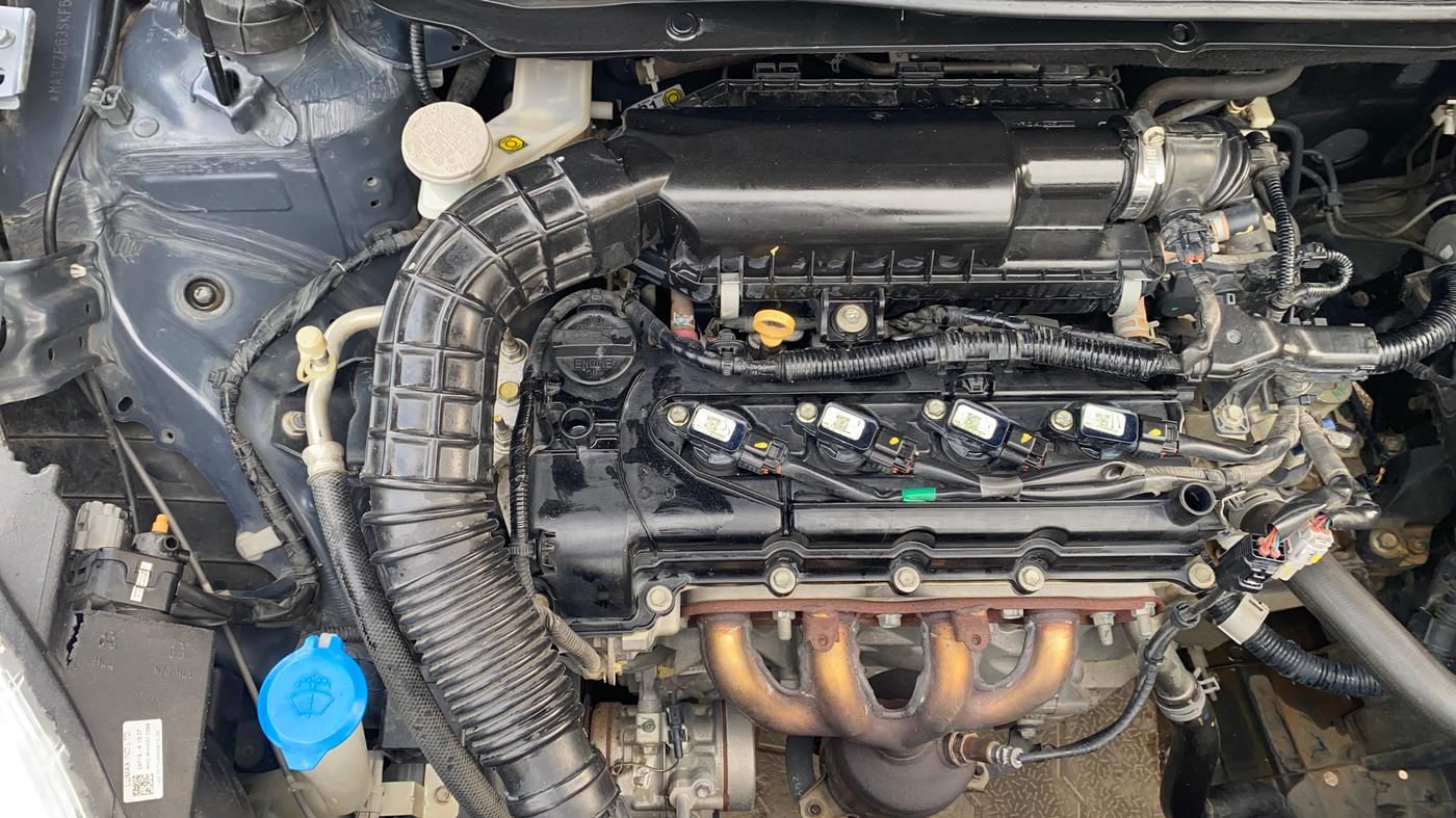 2019 Maruti Dzire VXI, Petrol, Manual, 21,769 km, Engine View - Right