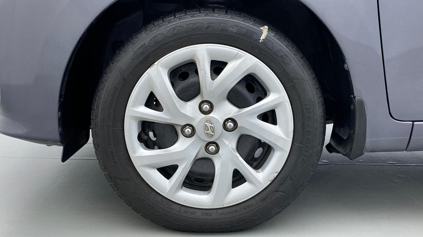 2018 Hyundai Grand i10 MAGNA 1.2 VTVT, Petrol, Manual, 53,056 km, Left Front Wheel