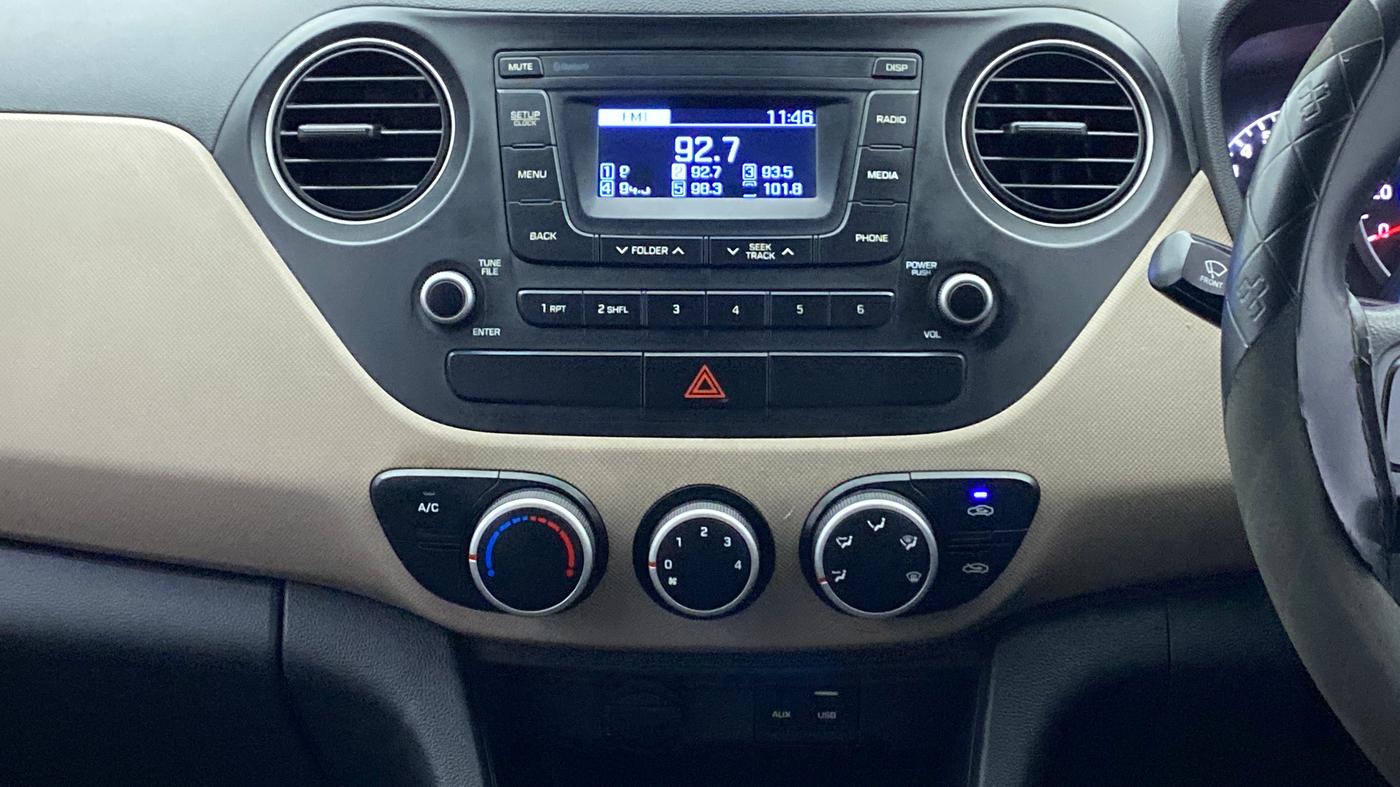 2018 Hyundai Grand i10 MAGNA 1.2 VTVT, Petrol, Manual, 53,056 km, Air Conditioner