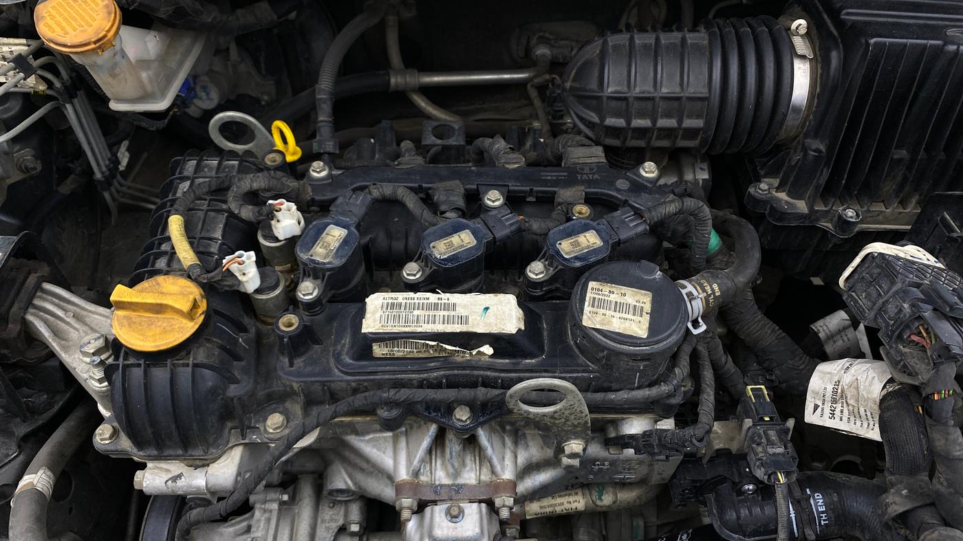 2022 Tata ALTROZ XM PLUS PETROL, Petrol, Manual, 58,379 km, Engine View