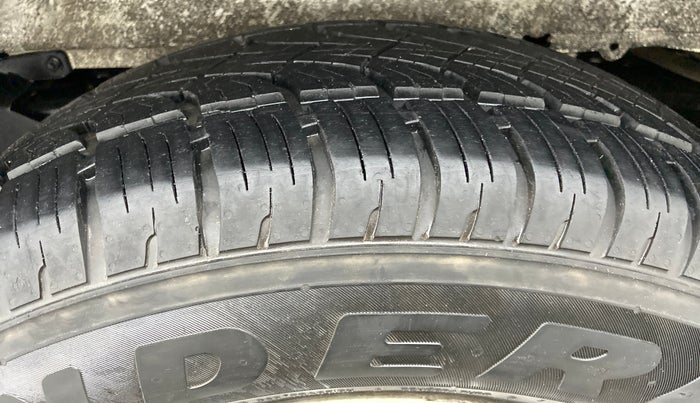 2017 Mahindra Scorpio S10 Intelli Hybrid 2WD, Diesel, Manual, 63,642 km, Left Rear Tyre Tread