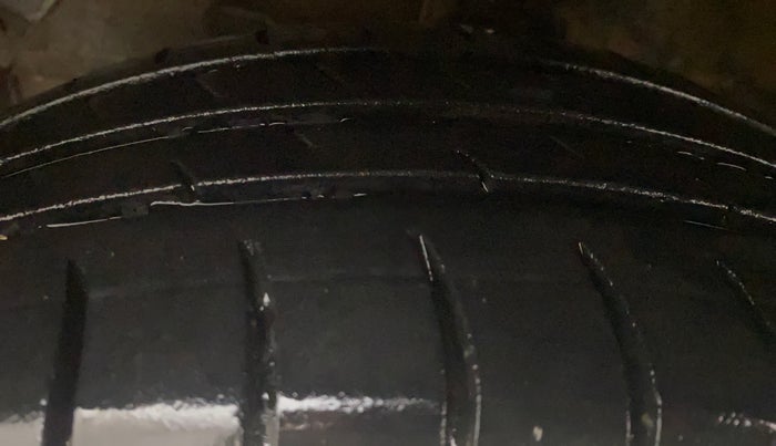 2015 Hyundai Grand i10 ASTA AT 1.2 KAPPA VTVT, Petrol, Automatic, 77,552 km, Left Front Tyre Tread