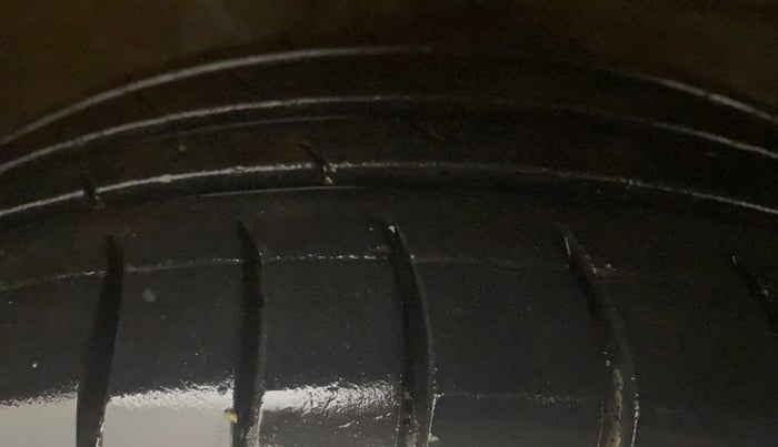 2015 Hyundai Grand i10 ASTA AT 1.2 KAPPA VTVT, Petrol, Automatic, 77,552 km, Right Front Tyre Tread