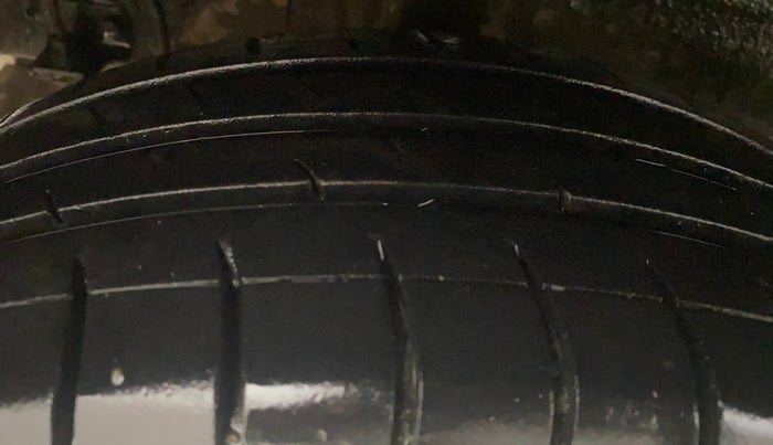 2015 Hyundai Grand i10 ASTA AT 1.2 KAPPA VTVT, Petrol, Automatic, 77,552 km, Right Rear Tyre Tread