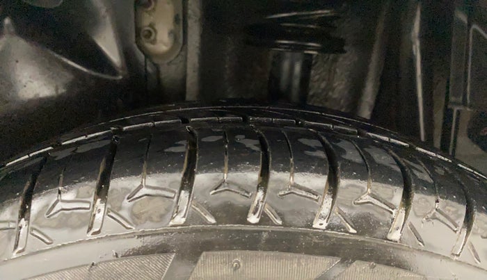 2018 Tata Tiago XZ DIESEL, Diesel, Manual, 95,705 km, Left Rear Tyre Tread