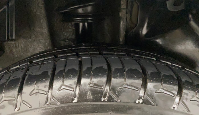 2018 Tata Tiago XZ DIESEL, Diesel, Manual, 95,705 km, Right Rear Tyre Tread