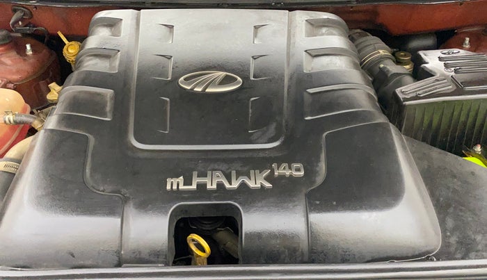 2017 Mahindra XUV500 W10, Diesel, Manual, 99,576 km, Engine View