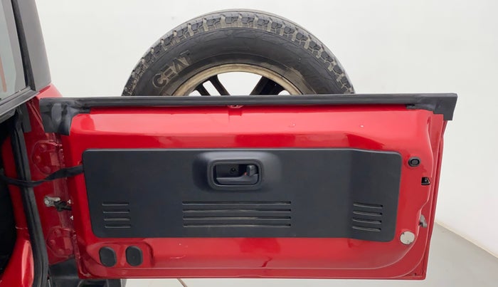 2021 Mahindra Thar LX HT PETROL 4WD MT, Petrol, Manual, 42,054 km, Boot Door Open