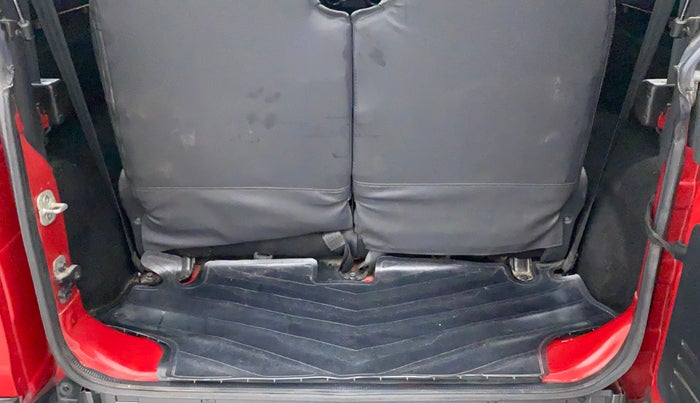 2021 Mahindra Thar LX HT PETROL 4WD MT, Petrol, Manual, 42,054 km, Boot Inside