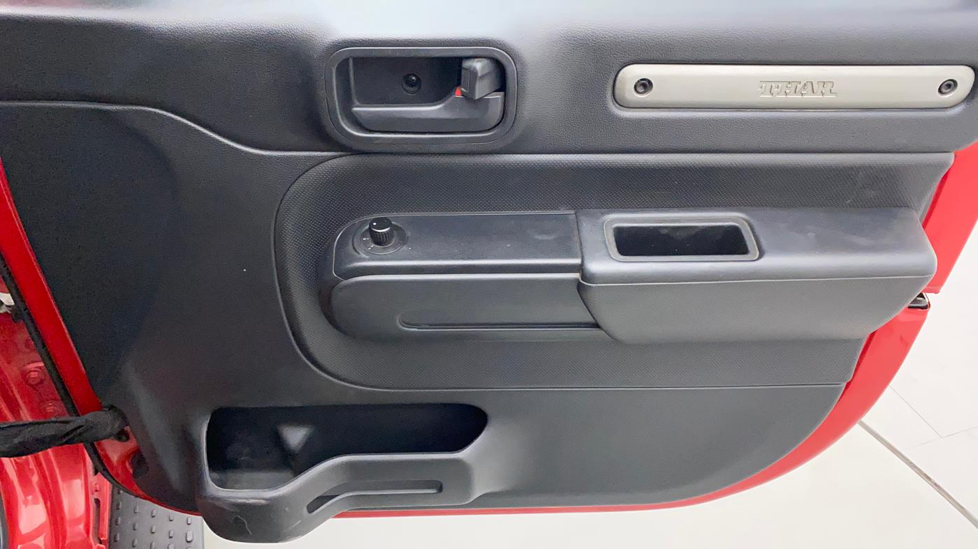 2021 Mahindra Thar LX HT PETROL 4WD MT, Petrol, Manual, 42,054 km, Driver Side Door Panels Control