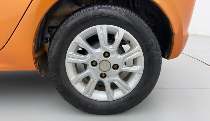 2016 Tata Tiago XZ 1.2 REVOTRON, Petrol, Manual, 68,480 km, Left Rear Wheel