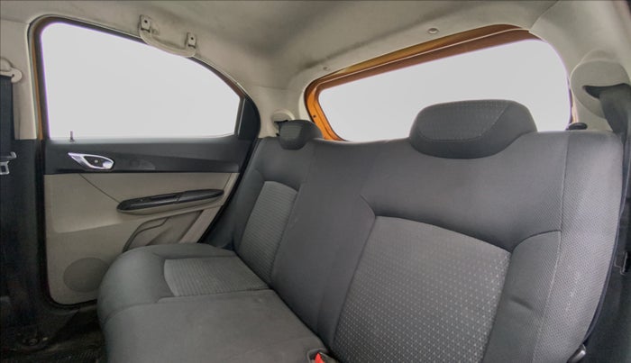 2016 Tata Tiago XZ 1.2 REVOTRON, Petrol, Manual, 68,480 km, Right Side Rear Door Cabin