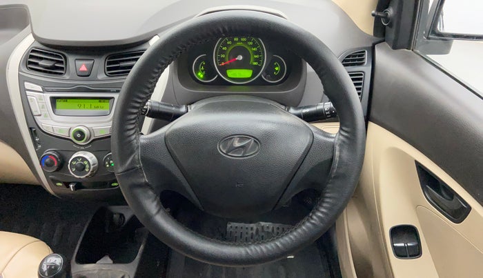 2015 Hyundai Eon MAGNA +, Petrol, Manual, 49,679 km, Steering Wheel Close Up