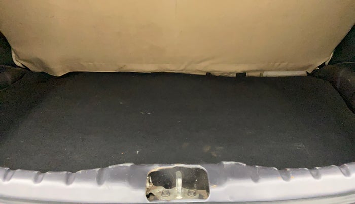 2015 Hyundai Eon MAGNA +, Petrol, Manual, 49,679 km, Boot Inside