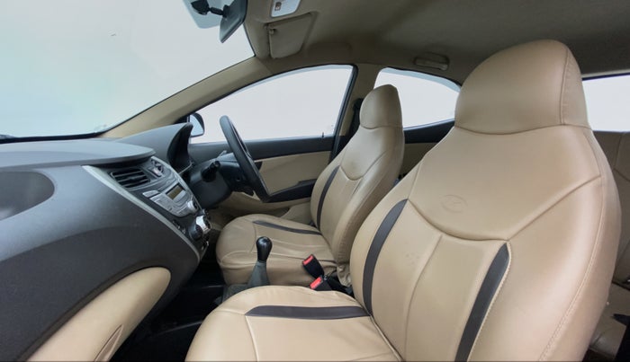 2015 Hyundai Eon MAGNA +, Petrol, Manual, 49,679 km, Right Side Front Door Cabin