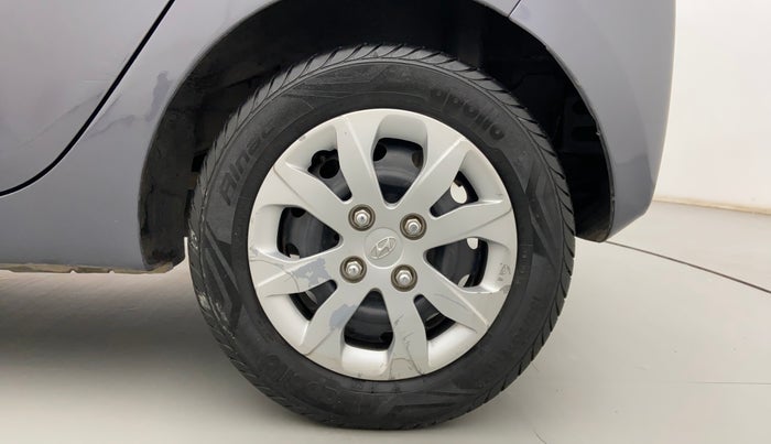 2015 Hyundai Eon MAGNA +, Petrol, Manual, 49,679 km, Left Rear Wheel