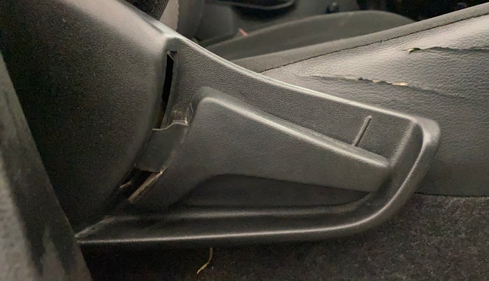 2021 Maruti S PRESSO LXI CNG, CNG, Manual, 78,653 km, Driver Side Adjustment Panel