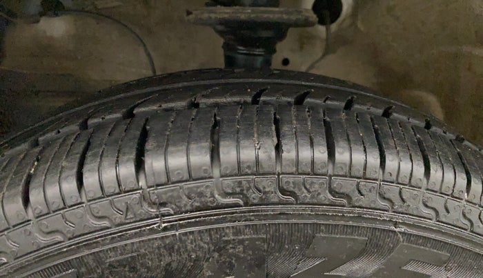 2021 Maruti S PRESSO LXI CNG, CNG, Manual, 78,653 km, Left Front Tyre Tread