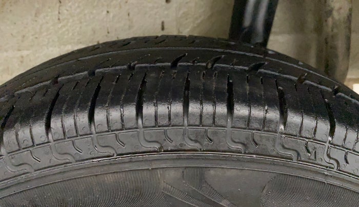 2021 Maruti S PRESSO LXI CNG, CNG, Manual, 78,653 km, Left Rear Tyre Tread
