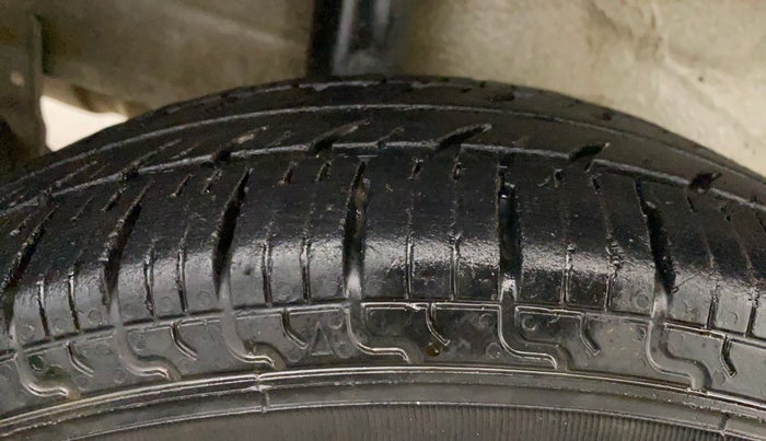 2021 Maruti S PRESSO LXI CNG, CNG, Manual, 78,653 km, Right Rear Tyre Tread