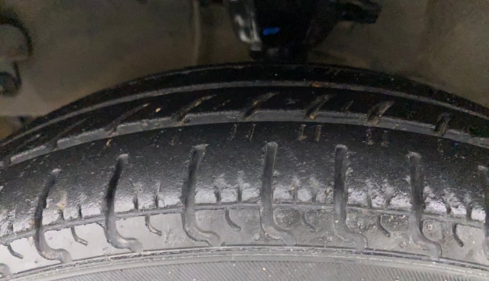 2012 Hyundai i10 ERA 1.1, Petrol, Manual, 46,678 km, Left Front Tyre Tread
