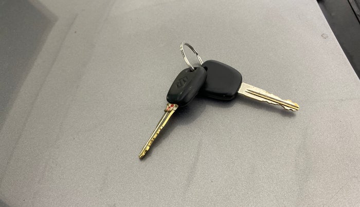 2018 Maruti Celerio VXI CNG, CNG, Manual, 60,083 km, Key Close Up