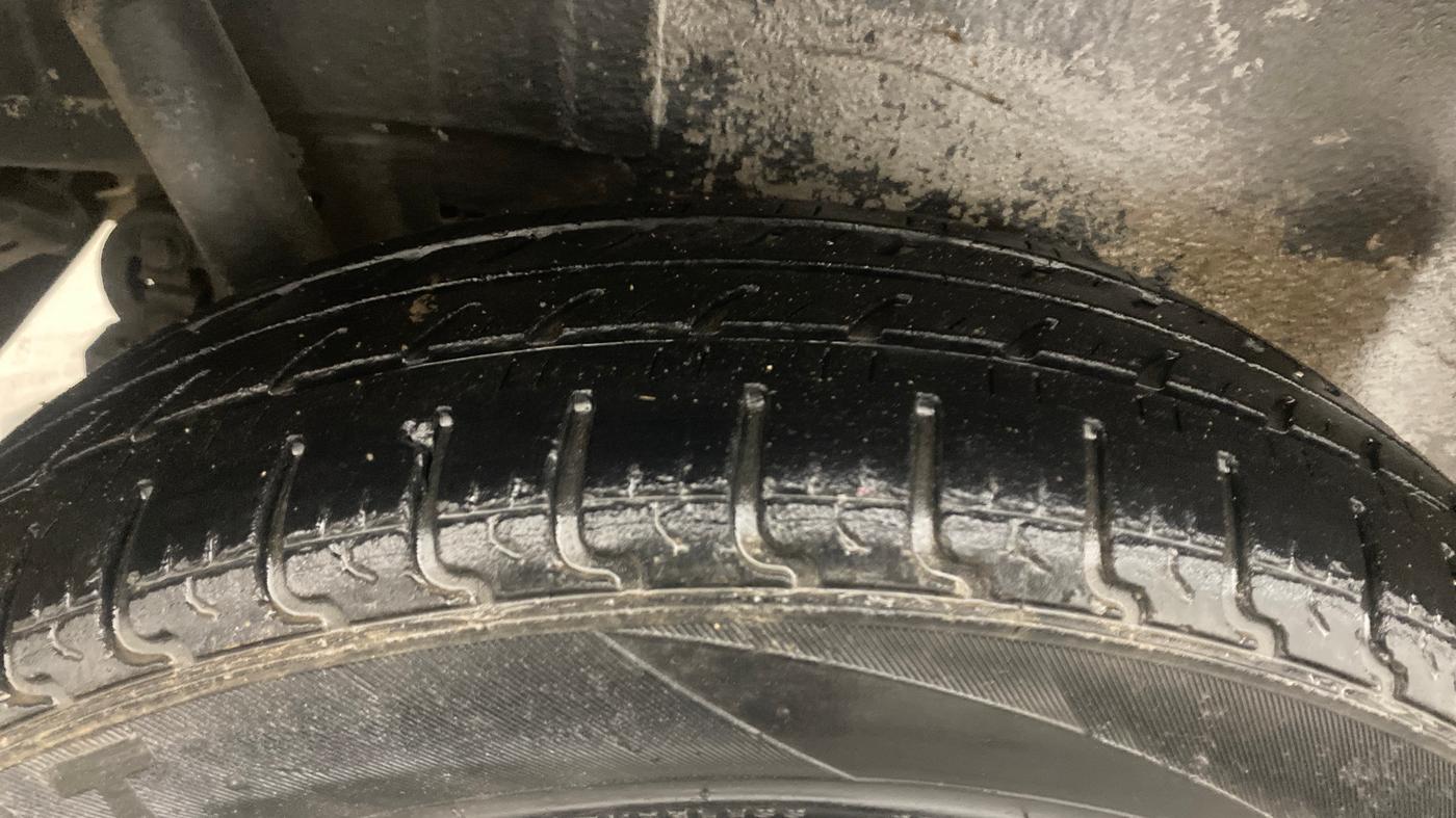 2018 Maruti Wagon R 1.0 VXI, Petrol, Manual, 47,841 km, Right Rear Tyre Tread