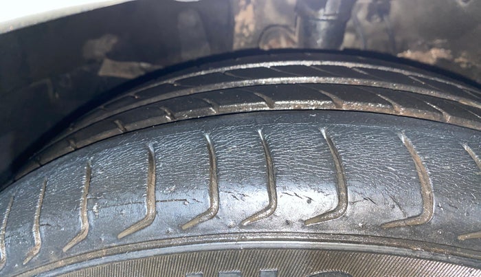 2015 Honda City 1.5L I-VTEC V MT, Petrol, Manual, 58,899 km, Left Front Tyre Tread
