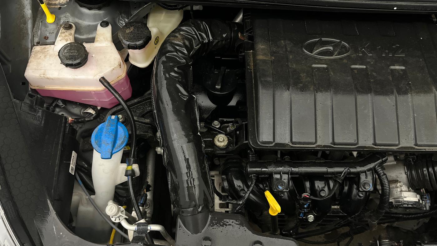 2025 Hyundai GRAND I10 NIOS ASTA AMT 1.2 KAPPA VTVT, Petrol, Automatic, 5,440 km, Engine View - Right