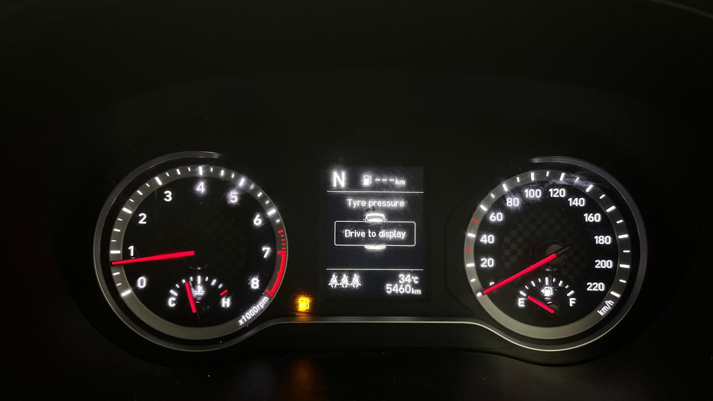2025 Hyundai GRAND I10 NIOS ASTA AMT 1.2 KAPPA VTVT, Petrol, Automatic, 5,440 km, Odometer Image