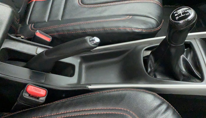 2017 Maruti Baleno DELTA PETROL 1.2, Petrol, Manual, 54,453 km, Gear Lever