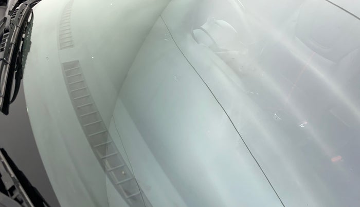 2017 Maruti Baleno DELTA PETROL 1.2, Petrol, Manual, 54,453 km, Front windshield - Minor spot on windshield