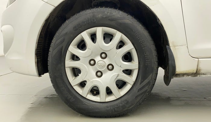 2011 Hyundai i20 MAGNA (O) 1.2, Petrol, Manual, 30,862 km, Left Front Wheel