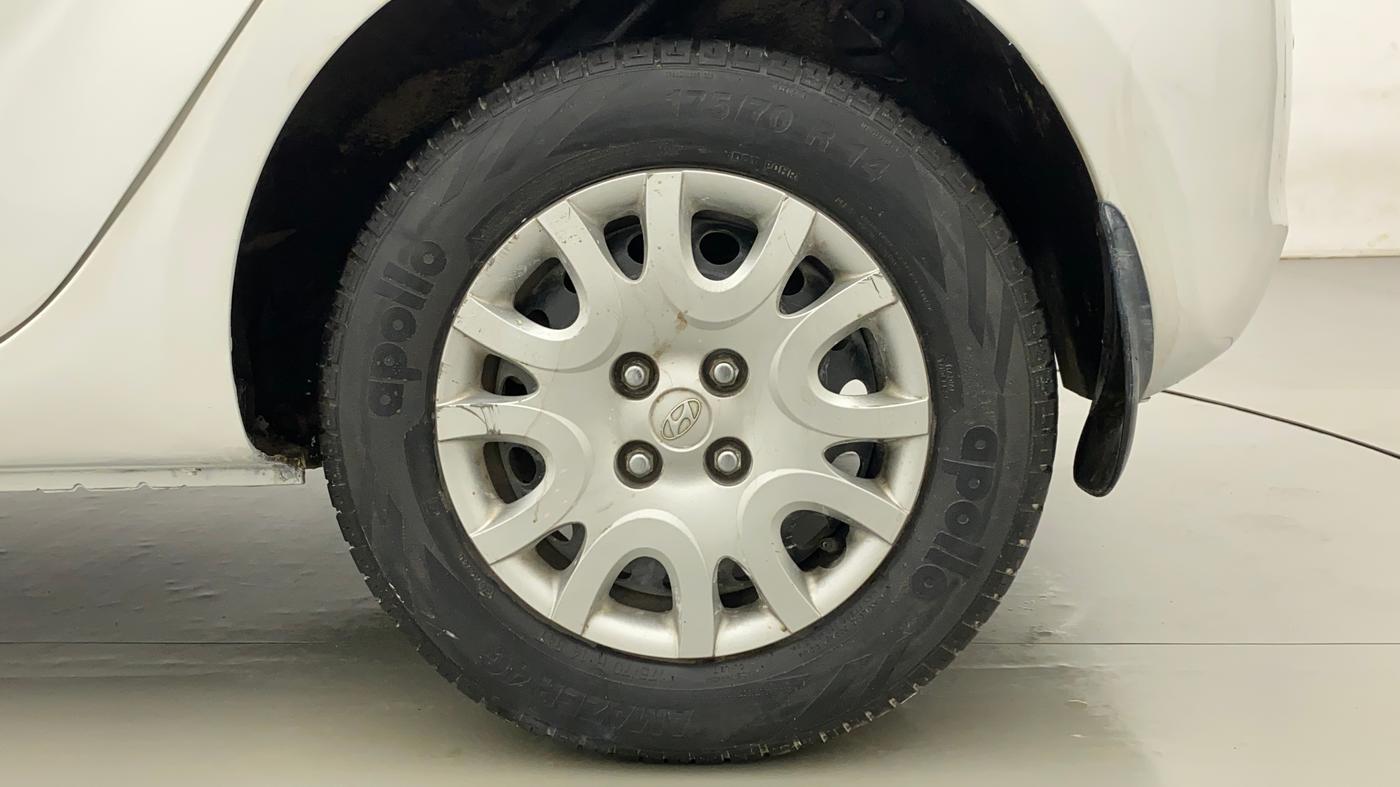 2011 Hyundai i20 MAGNA (O) 1.2, Petrol, Manual, 30,862 km, Left Rear Wheel