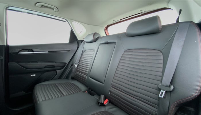 2021 KIA SONET GTX PLUS 1.5D  AT, Diesel, Automatic, 38,187 km, Right Side Rear Door Cabin