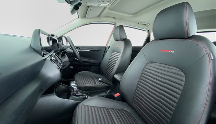 2021 KIA SONET GTX PLUS 1.5D  AT, Diesel, Automatic, 38,187 km, Right Side Front Door Cabin
